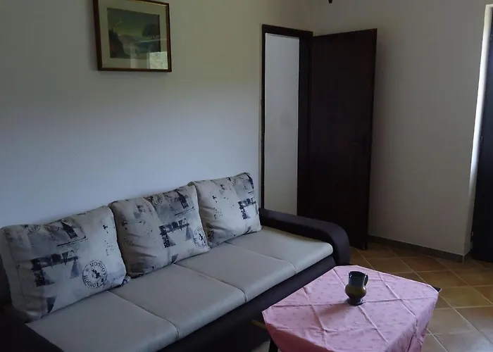 Pava * סטומורסקה