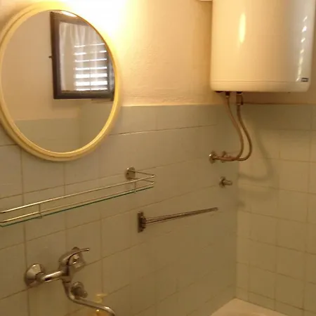 アパート Pava ストモルスカ